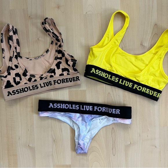 Ass holes live forever pack - Picture 3 of 3
